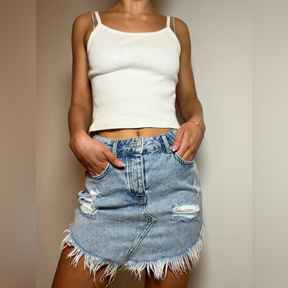 BDG Mini Denim Skirt 💙 - Picture 2 of 5